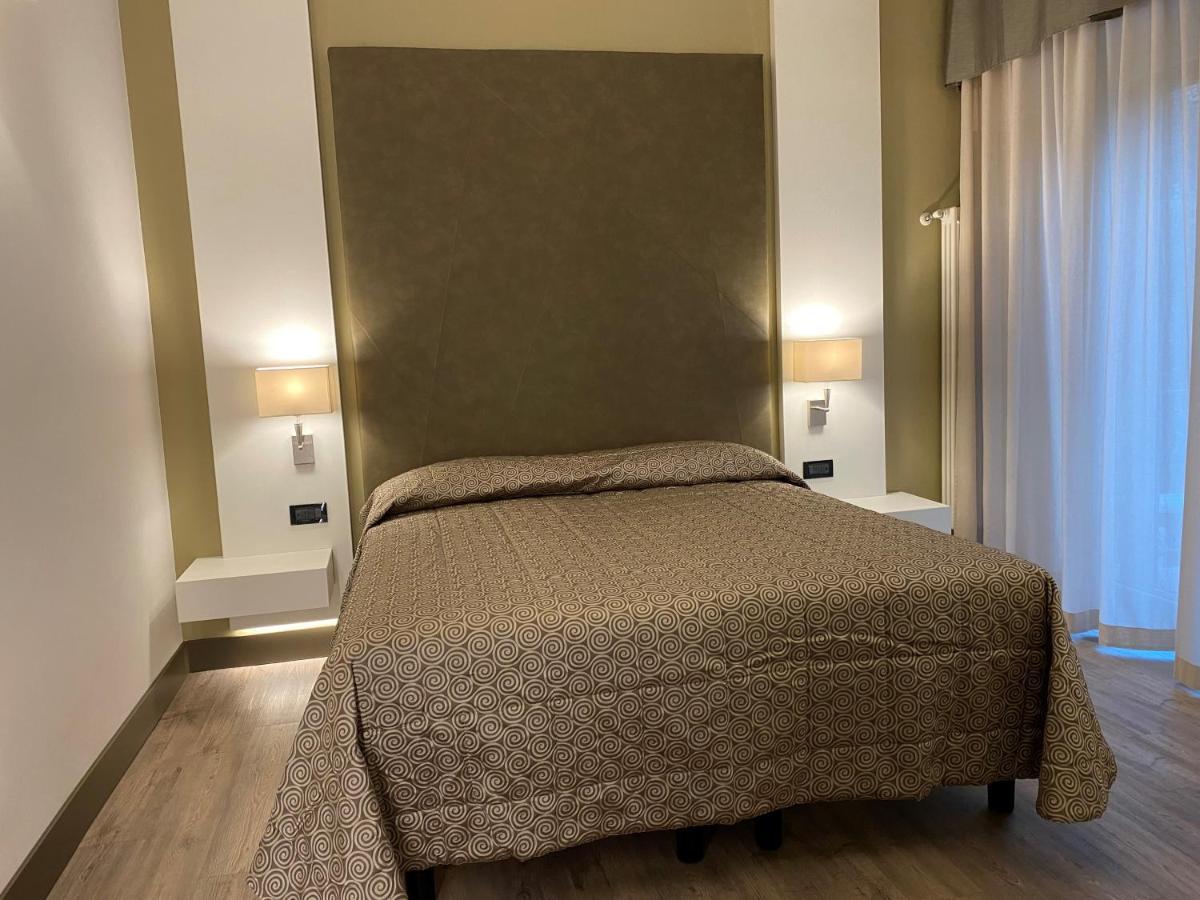 Hotel Giulietta Romeo Lazise Eksteriør bilde