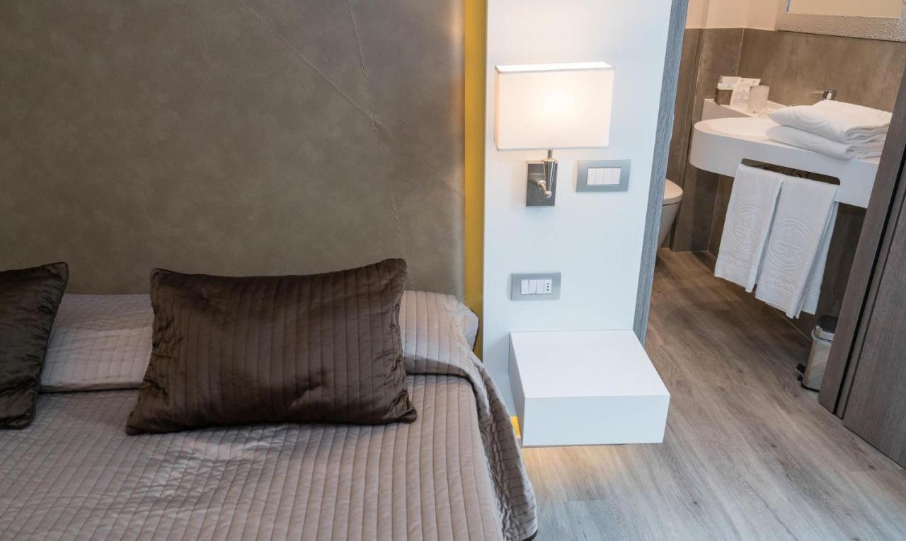 Hotel Giulietta Romeo Lazise Eksteriør bilde