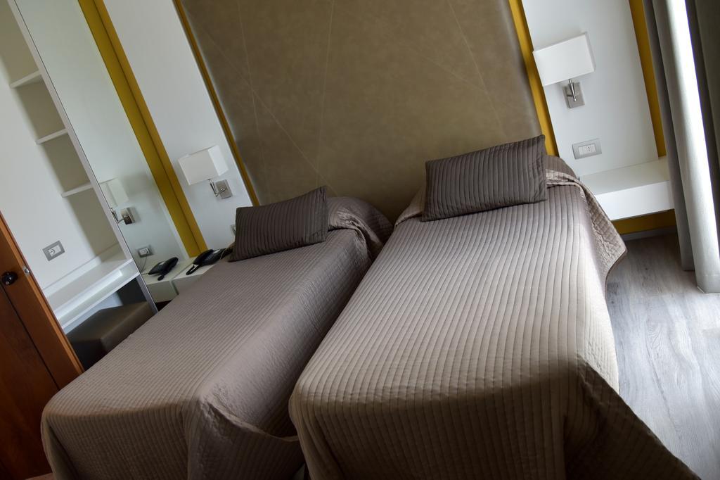 Hotel Giulietta Romeo Lazise Eksteriør bilde
